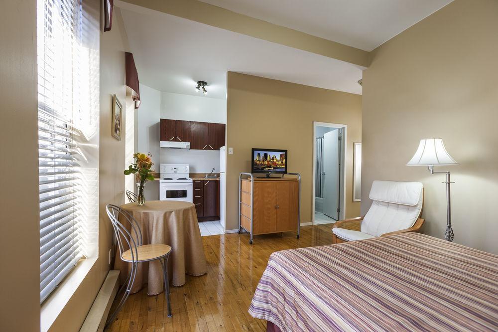 Hotel Abri Du Voyageur Montreal Bagian luar foto