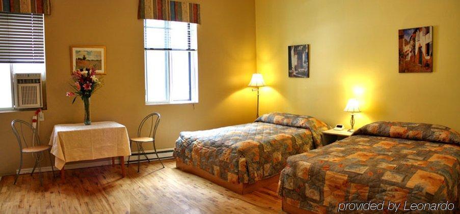 Hotel Abri Du Voyageur Montreal Ruang foto