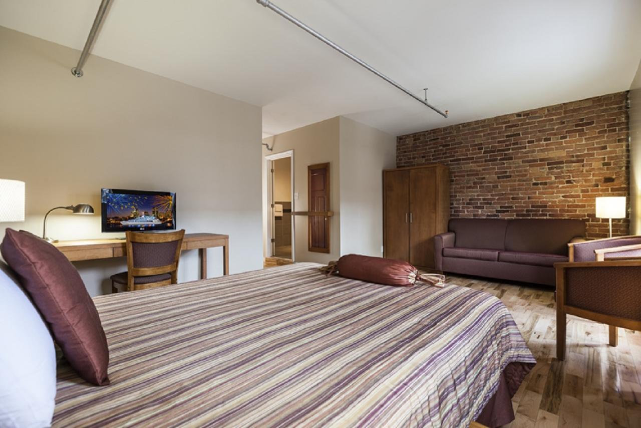 Hotel Abri Du Voyageur Montreal Bagian luar foto